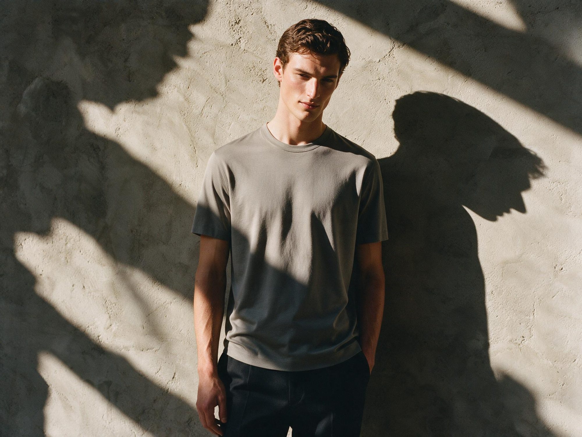Editorial look, navy t-shirt